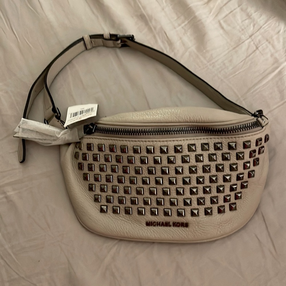 NWT Michael Kors Rhea Zip Leather Studded Beltbag